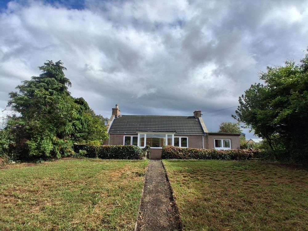 Property photo 1 of 11 External