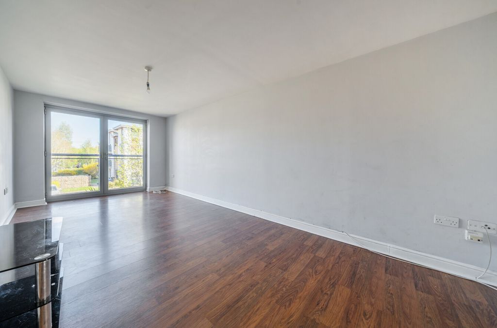 Property photo 2 of 12 1431330-5-69ce9A9...