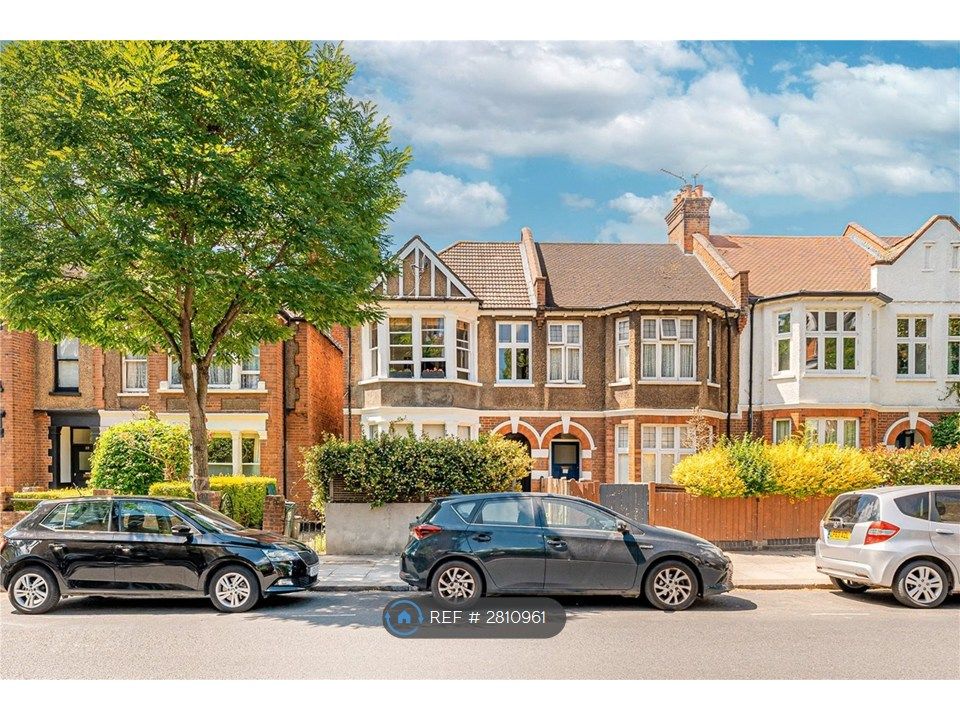 Property photo 2 of 10 Facade