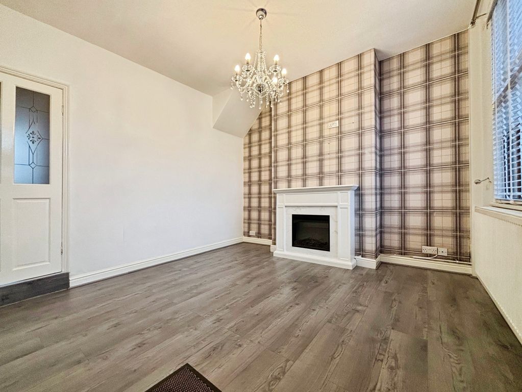 Property photo 3 of 16 Living Room 1