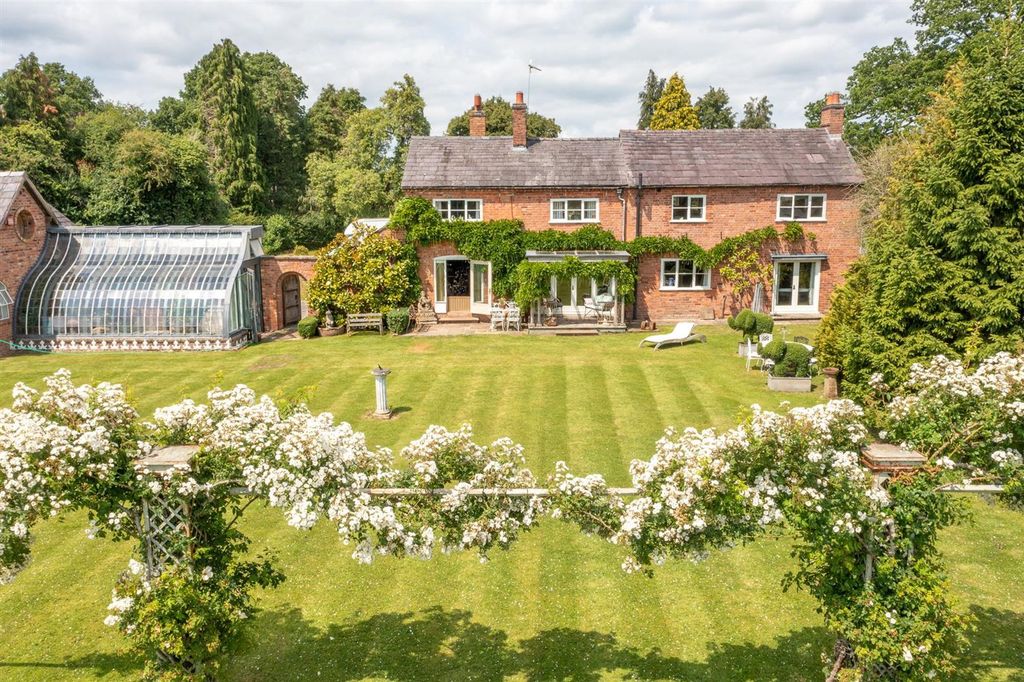 Property photo 1 of 54 Windmillcottage.B-6.Jpg