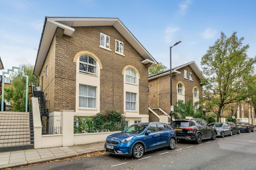 Property photo 1 of 11