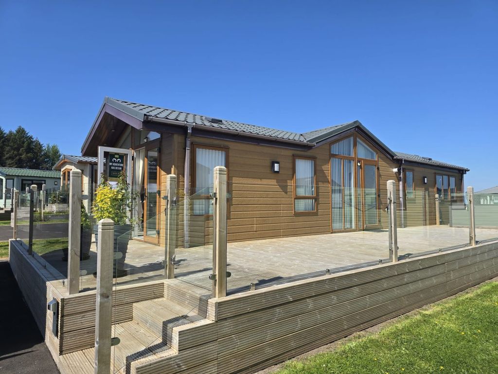 Property photo 1 of 14 1