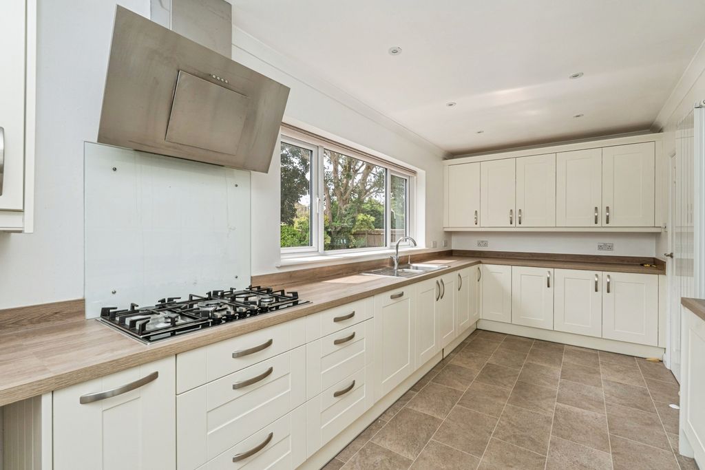Property photo 2 of 20 Pbox-Img.Jpg