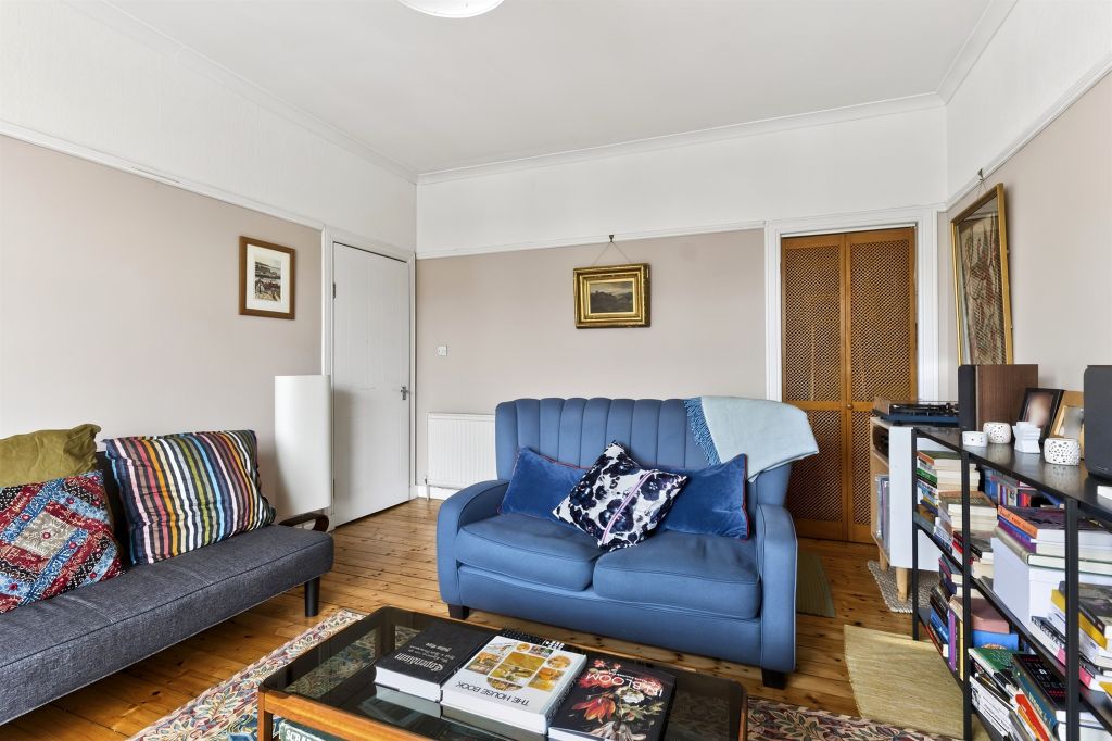 Additional image 4 of 2 bed flat for saleDorchester Avenue, Glasgow G12