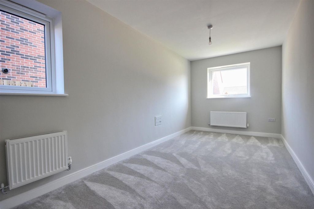 Property photo 3 of 26 Img_9119-Img_9121_Lzn.Jpg