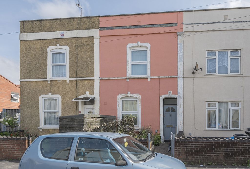 Property photo 2 of 23 1305064-3-6847F6c...