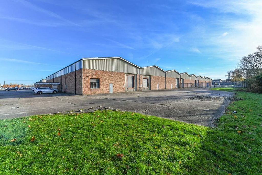 Property photo 3 of 7