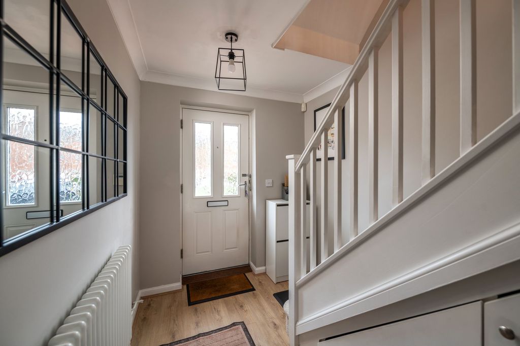 Property photo 2 of 23