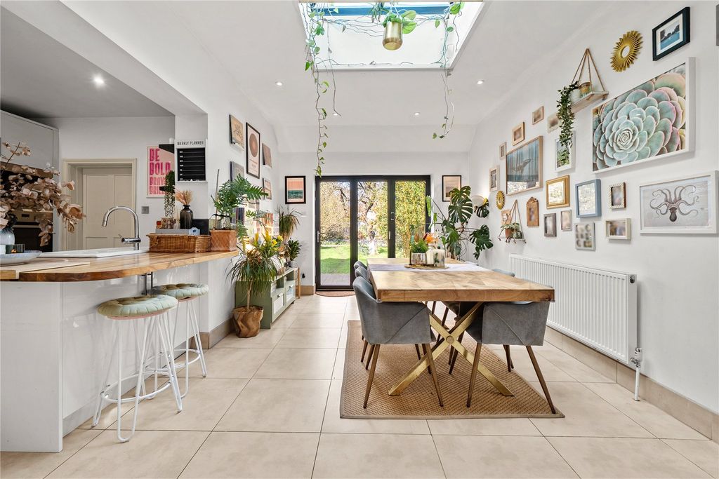 Additional image 4 of 3 bed semi-detached house for saleAddlestone KT15