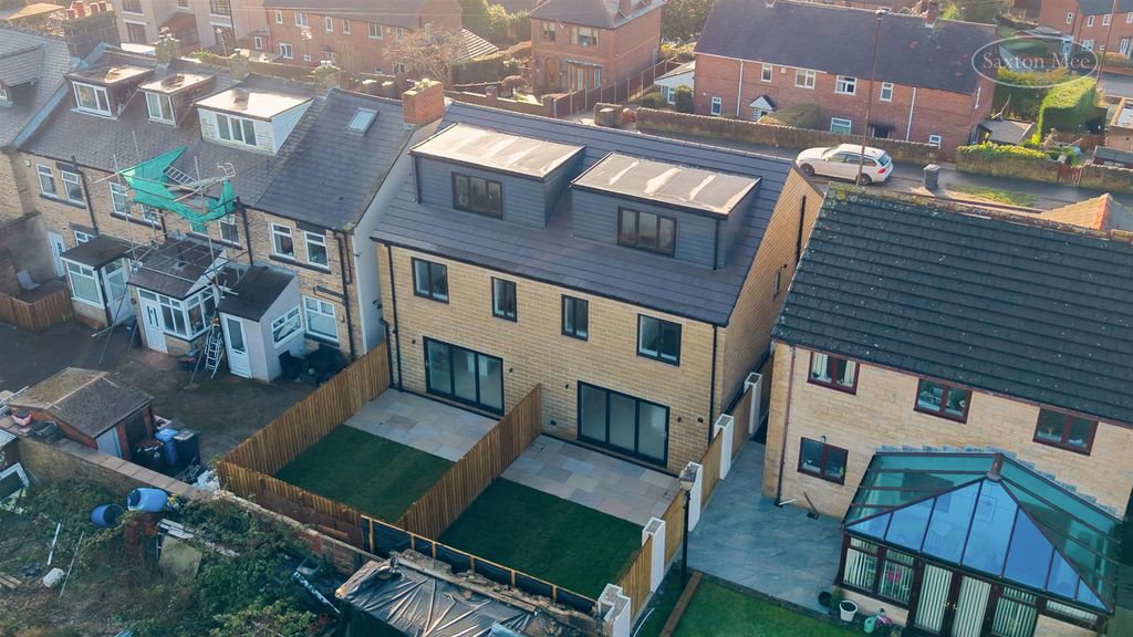 Property photo 1 of 31 04.Jpg