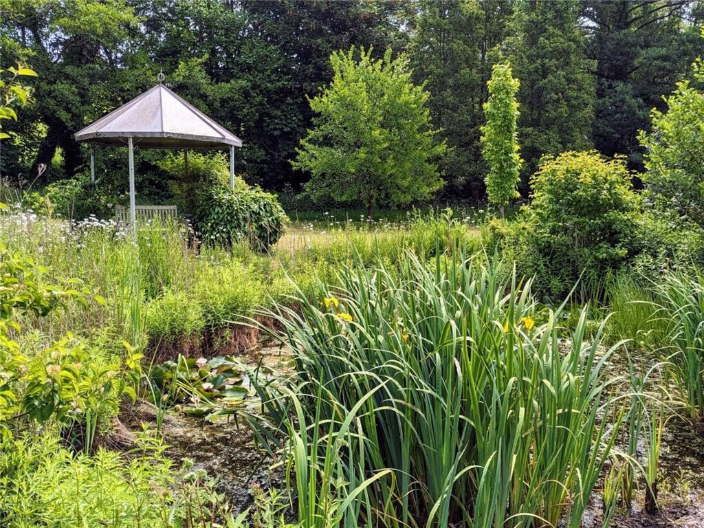 Property photo 3 of 30