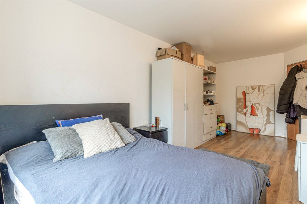 Property photo 2 of 12 Picture No. 03