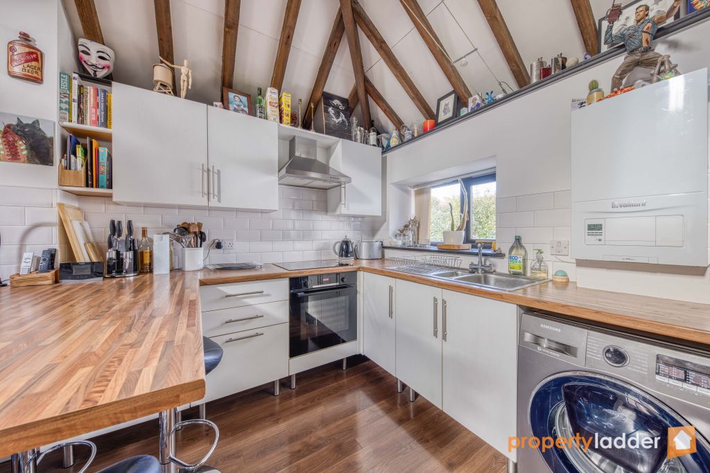 Property photo 3 of 14