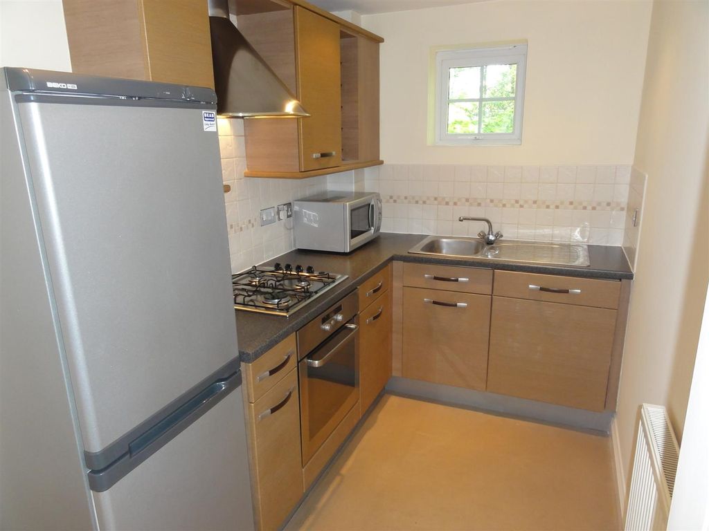 Property photo 3 of 6