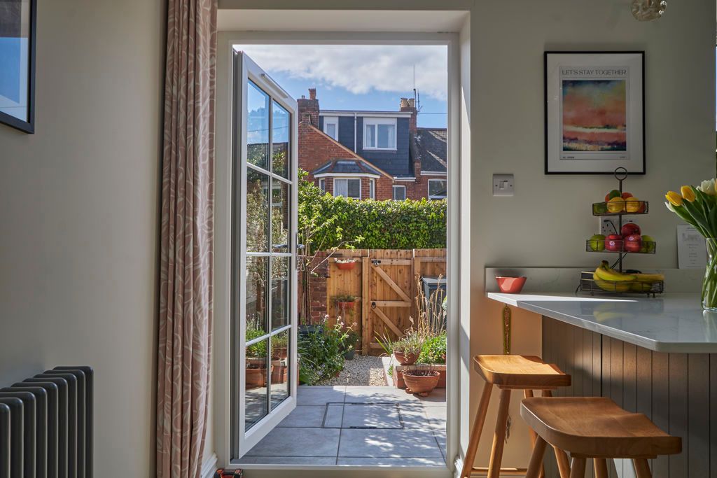 Property photo 3 of 18 Kitchen Breakfast Room