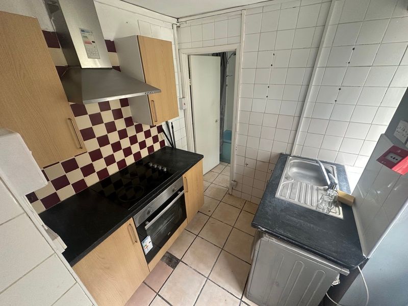 Property photo 2 of 5 1491_Img_2970806_2_A1