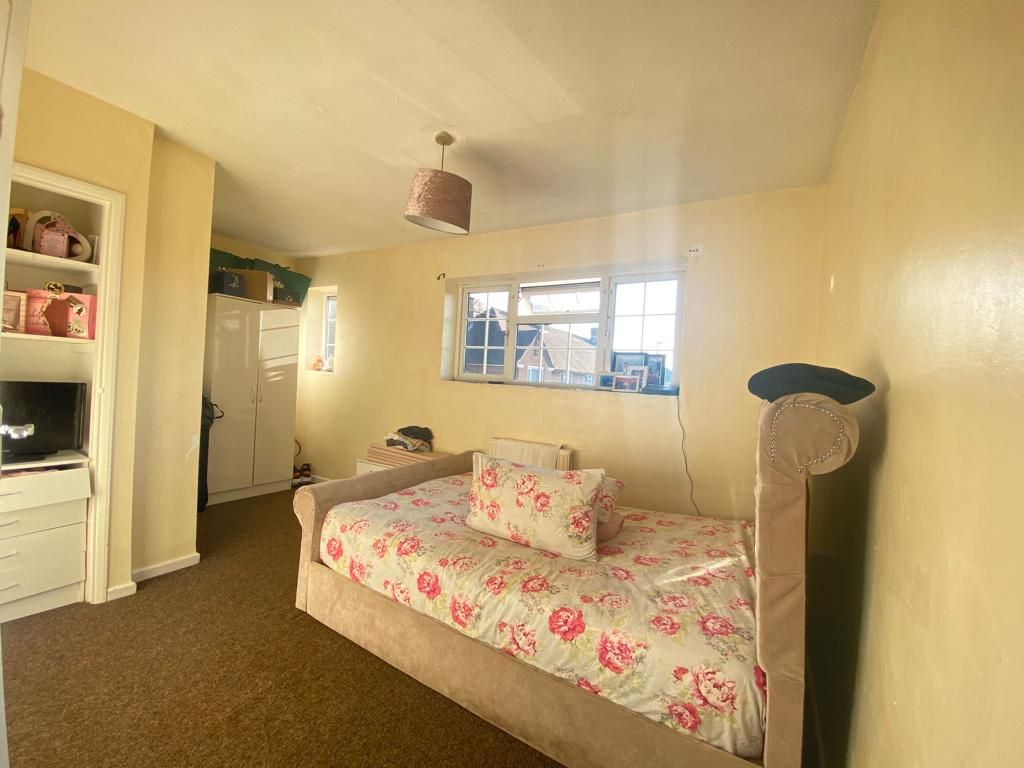 Property photo 2 of 9 Gallery