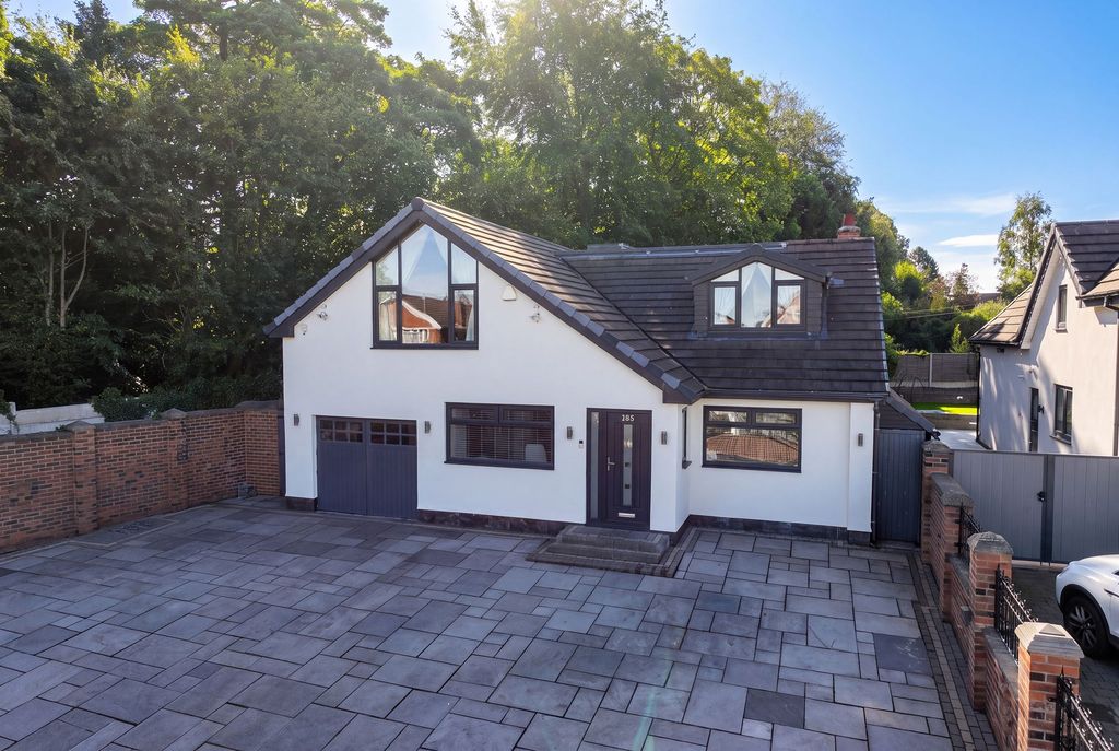 Property photo 1 of 12 Front External