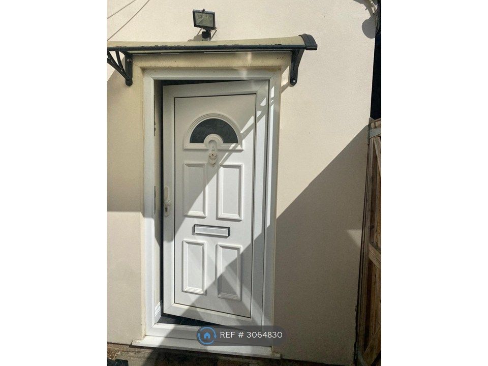 Property photo 1 of 6 Front Door