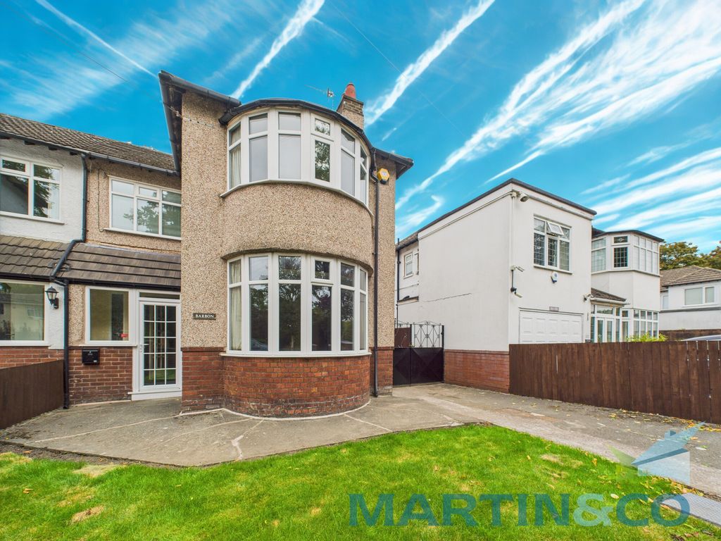 Property photo 1 of 30 1. Front Of House