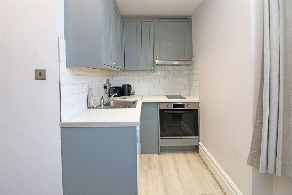 Property photo 2 of 3