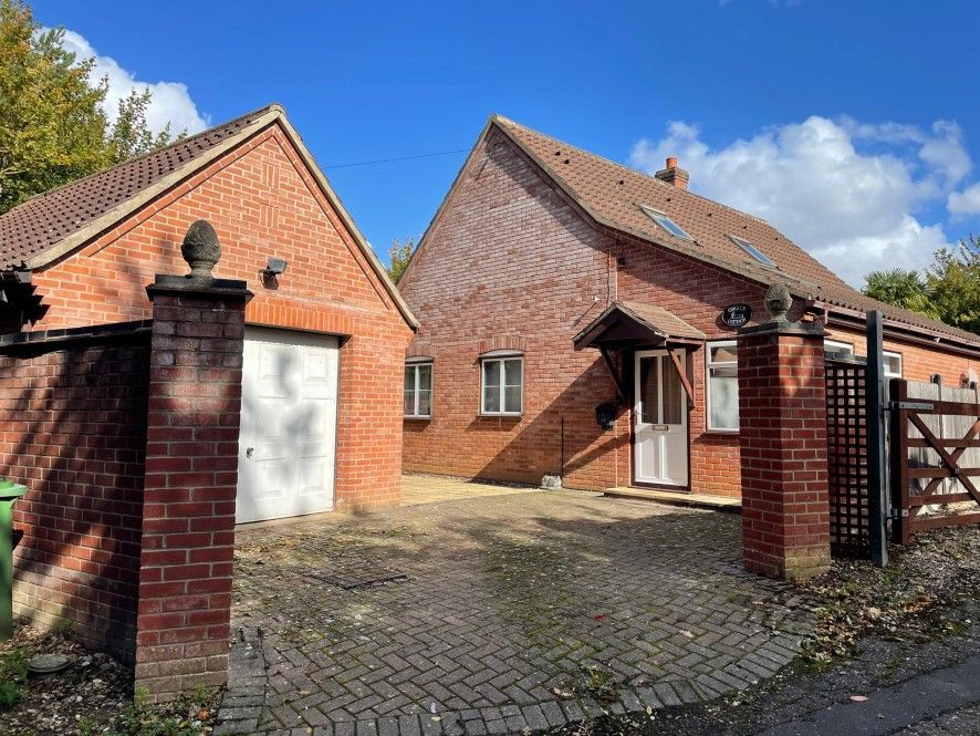 Property photo 1 of 21