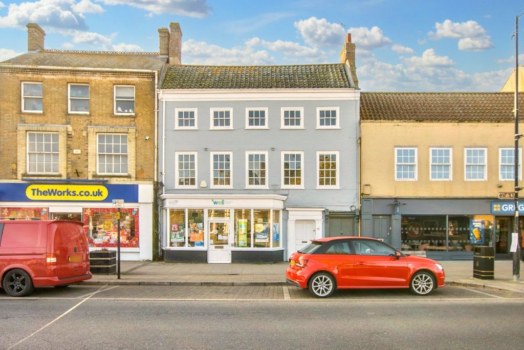 Property photo 2 of 12 4174982