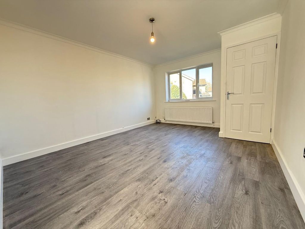 Property photo 2 of 11 9.Jpg