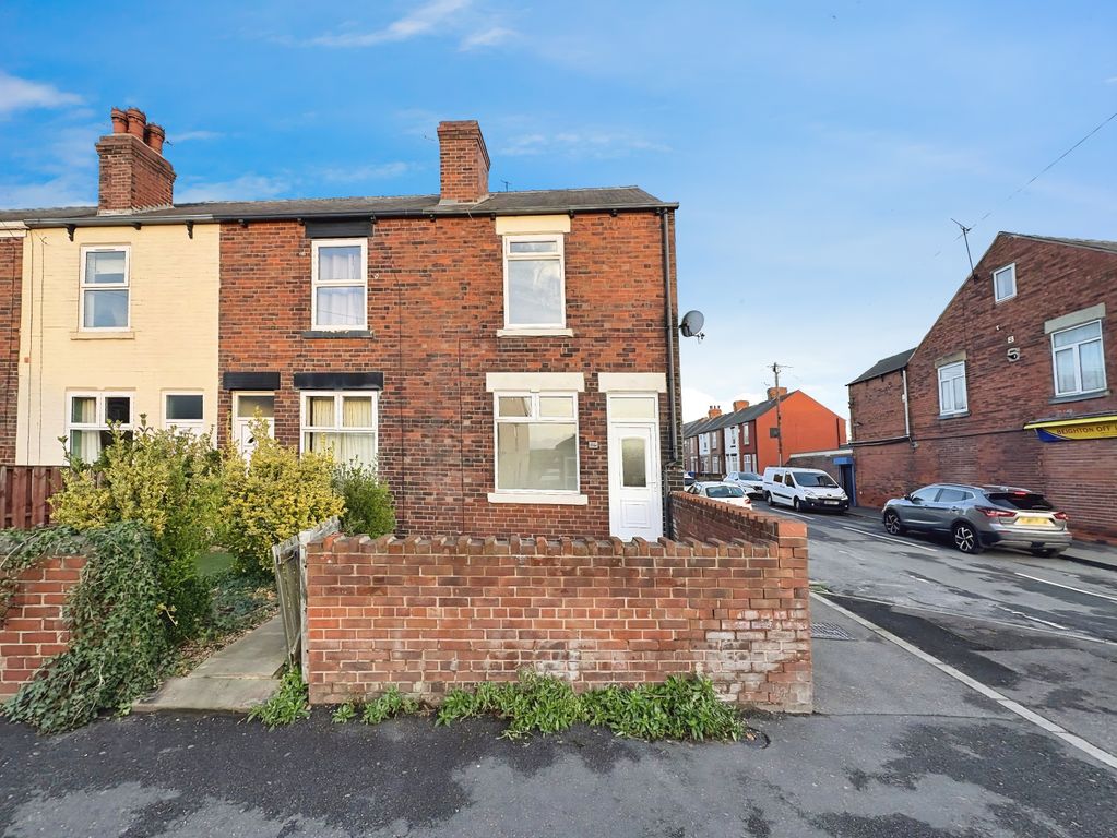 Property photo 1 of 8 External