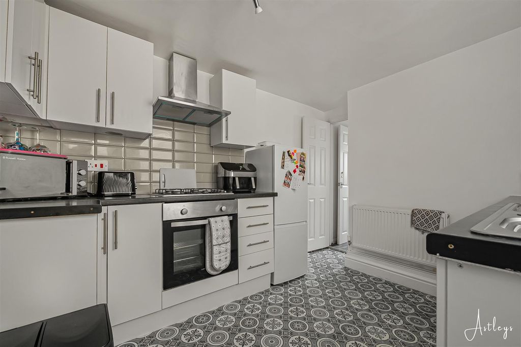 Additional image 4 of 3 bed terraced house for salePant Yr Heol, Neath SA11