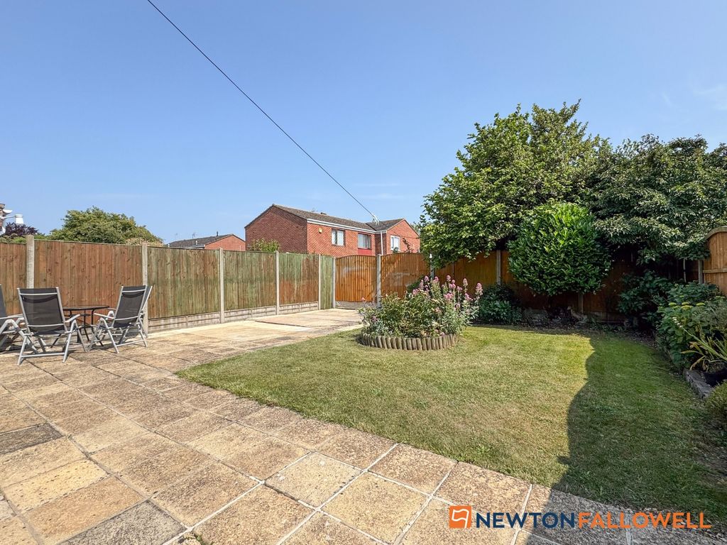 Property photo 3 of 18