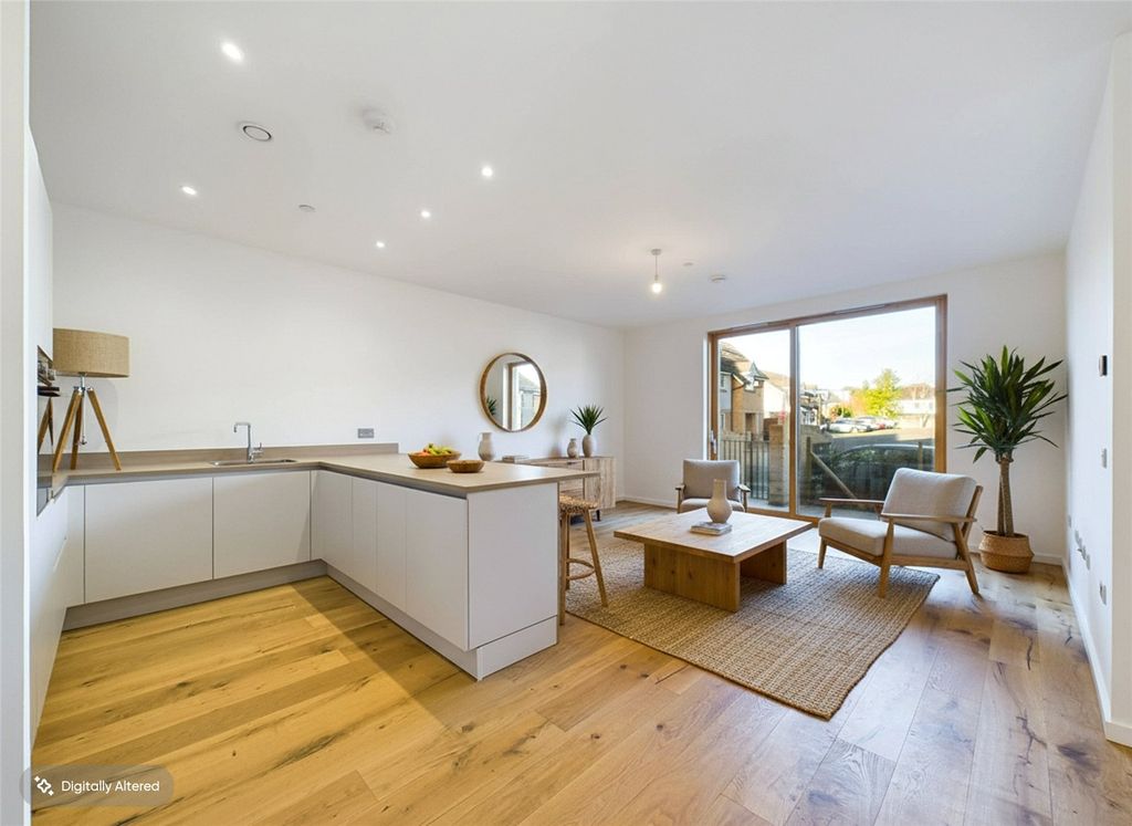 Property photo 3 of 18 Picture No. 25