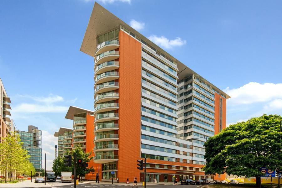 Property photo 2 of 13