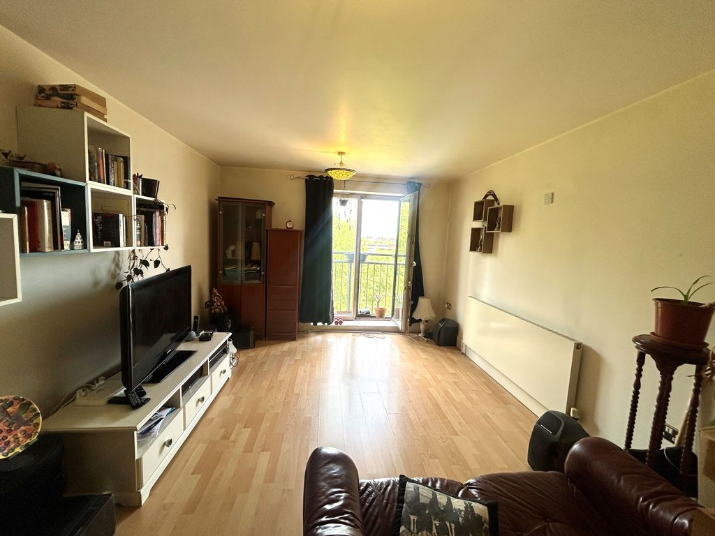 Property photo 1 of 4