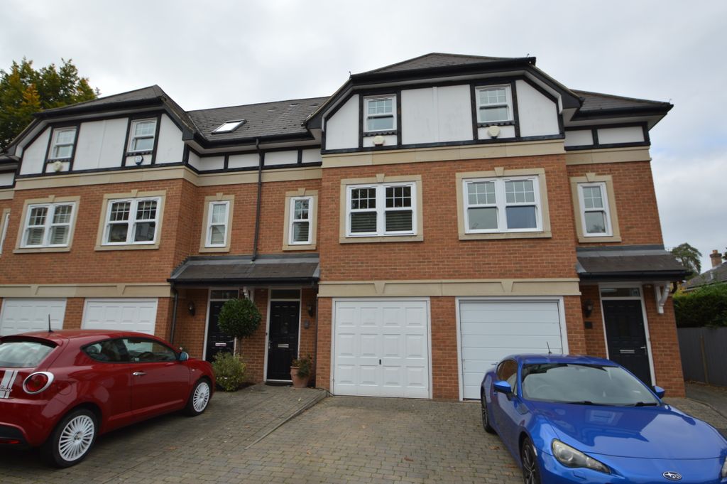 Property photo 2 of 16