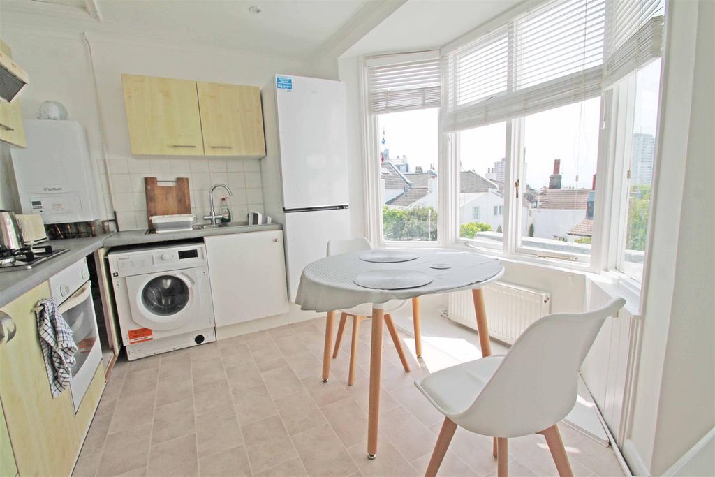 Property photo 1 of 8 013.Jpg
