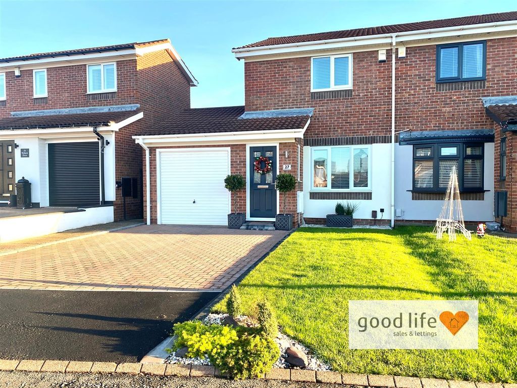 Property photo 1 of 21 20241214_101903364_Ios27Woburn.Jpg