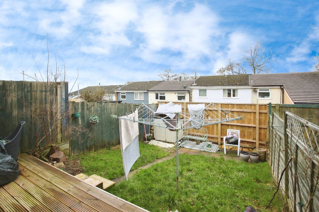 Property photo 3 of 14