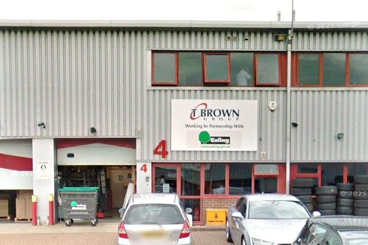 Property photo 1 of 1 Unit 4