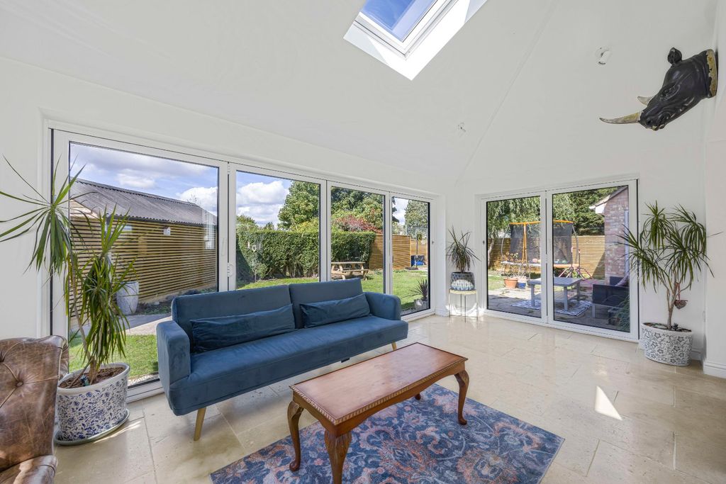 Property photo 3 of 24 Picture No. 54