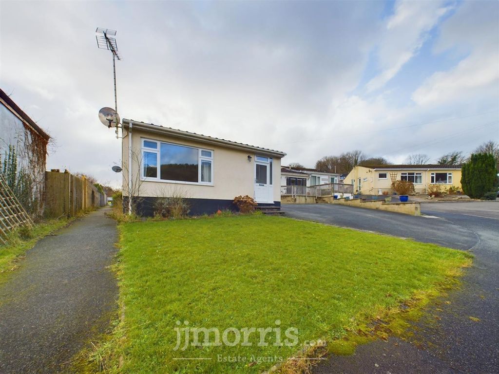 Property photo 2 of 20 Cam03686G0-Pr0230-Still020.Jpg