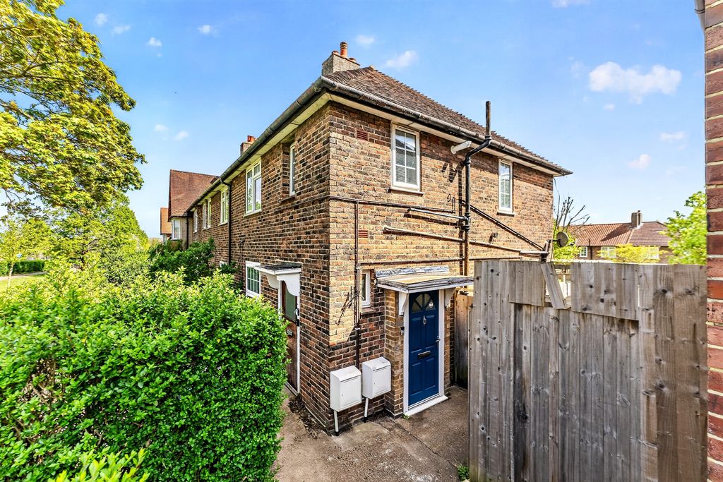 Property photo 1 of 15