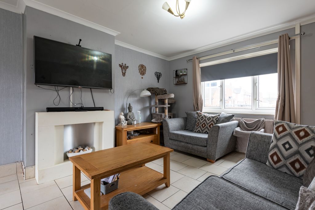 Property photo 3 of 26