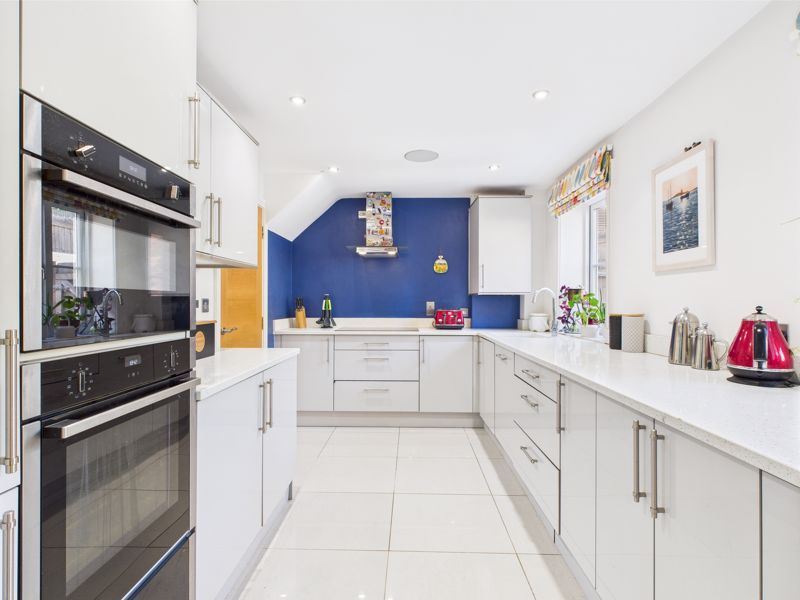 Property photo 3 of 23 Photo 2