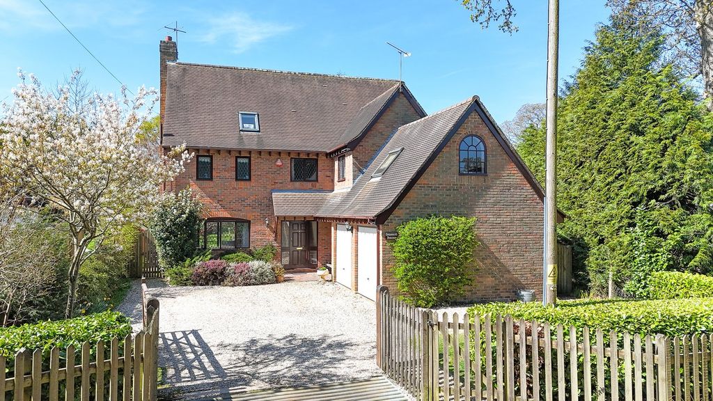 Property photo 1 of 18