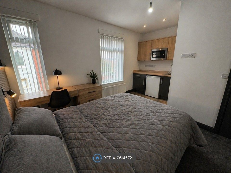 Property photo 2 of 6 Room 4