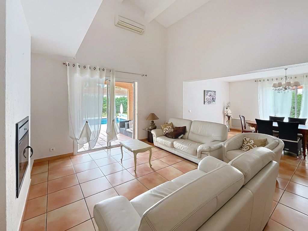 Property photo 3 of 13 F000F9c36E6E5338d2E0B8d2d03A78E9_859590E07E_2896-Big