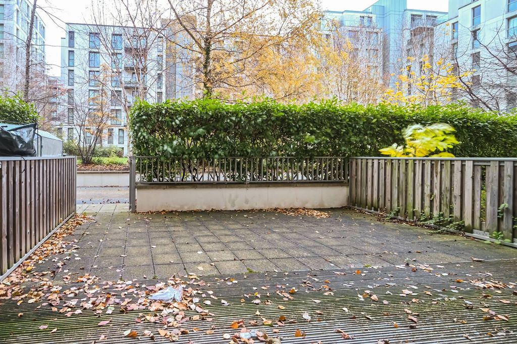 Property photo 3 of 20