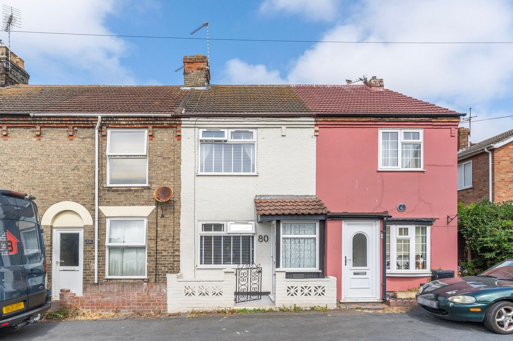 Property photo 1 of 17